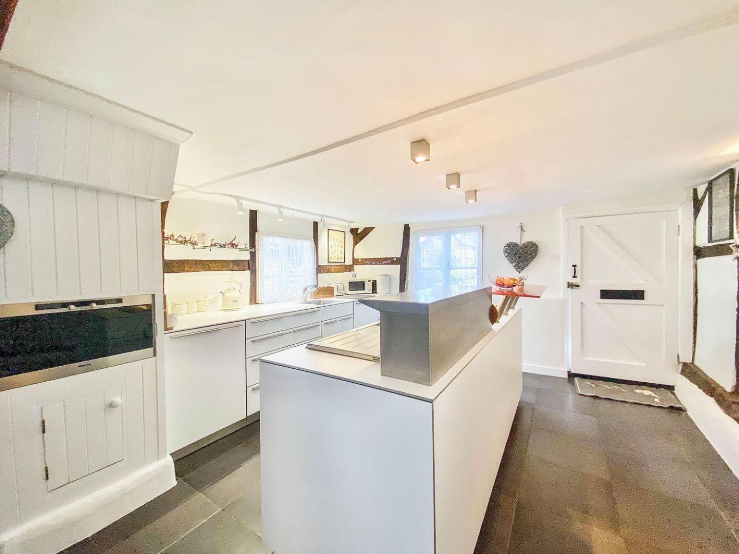 Mortimer Cottage Wootton Rivers ภายนอก รูปภาพ